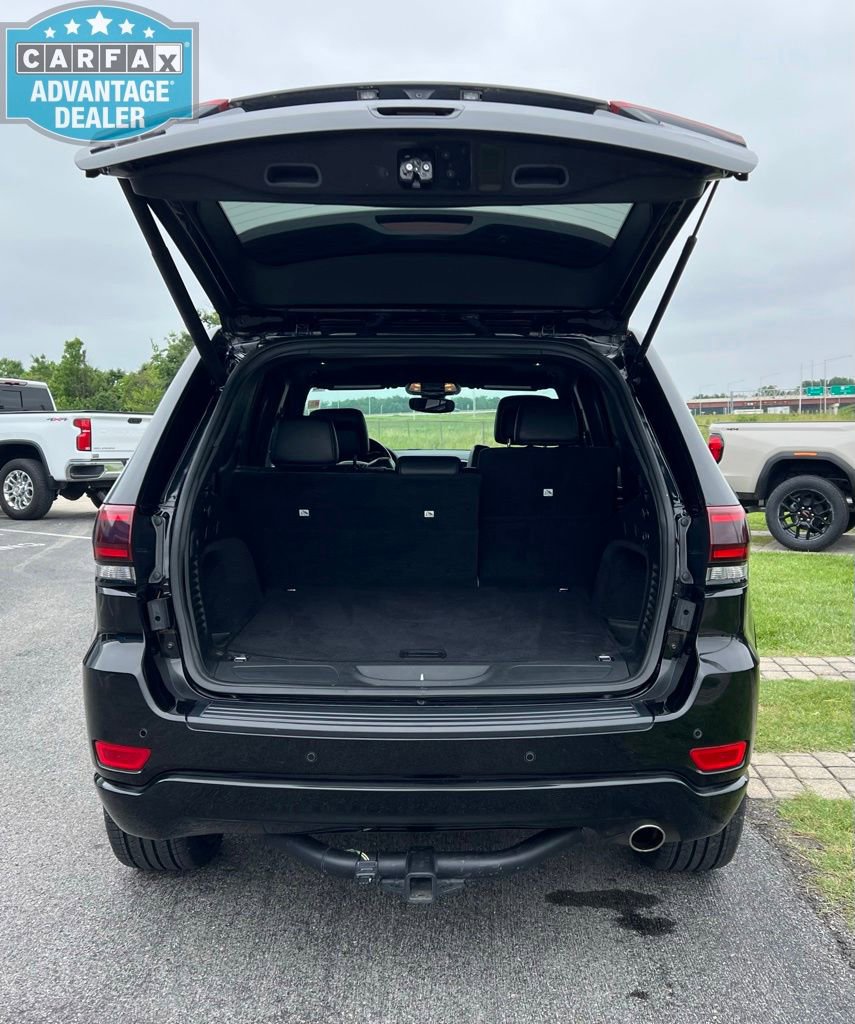 Used 2020 Jeep Grand Cherokee Altitude AWD/4WD image 24
