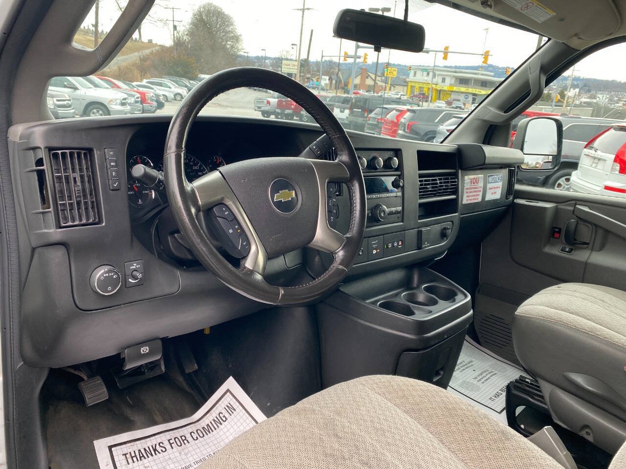 Used 2018 Chevrolet Express 3500 LS RWD image 10