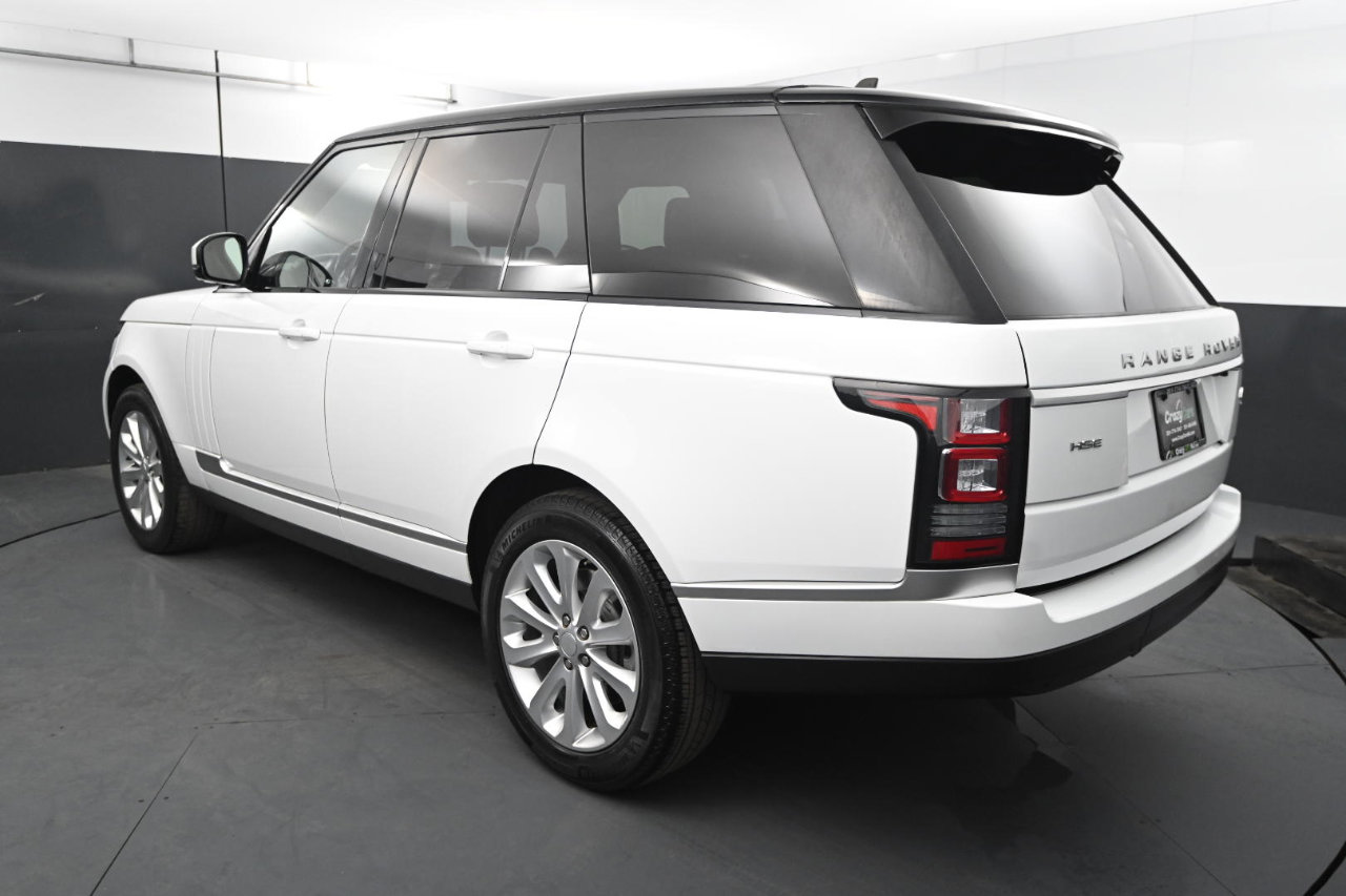 Used 2016 Land Rover Range Rover HSE image 3