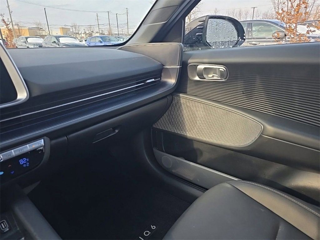 Used 2023 Hyundai Ioniq 6 SEL image 21