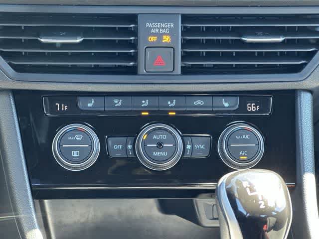 Used 2024 Volkswagen Jetta GLI 40th Anniversary Edition image 14