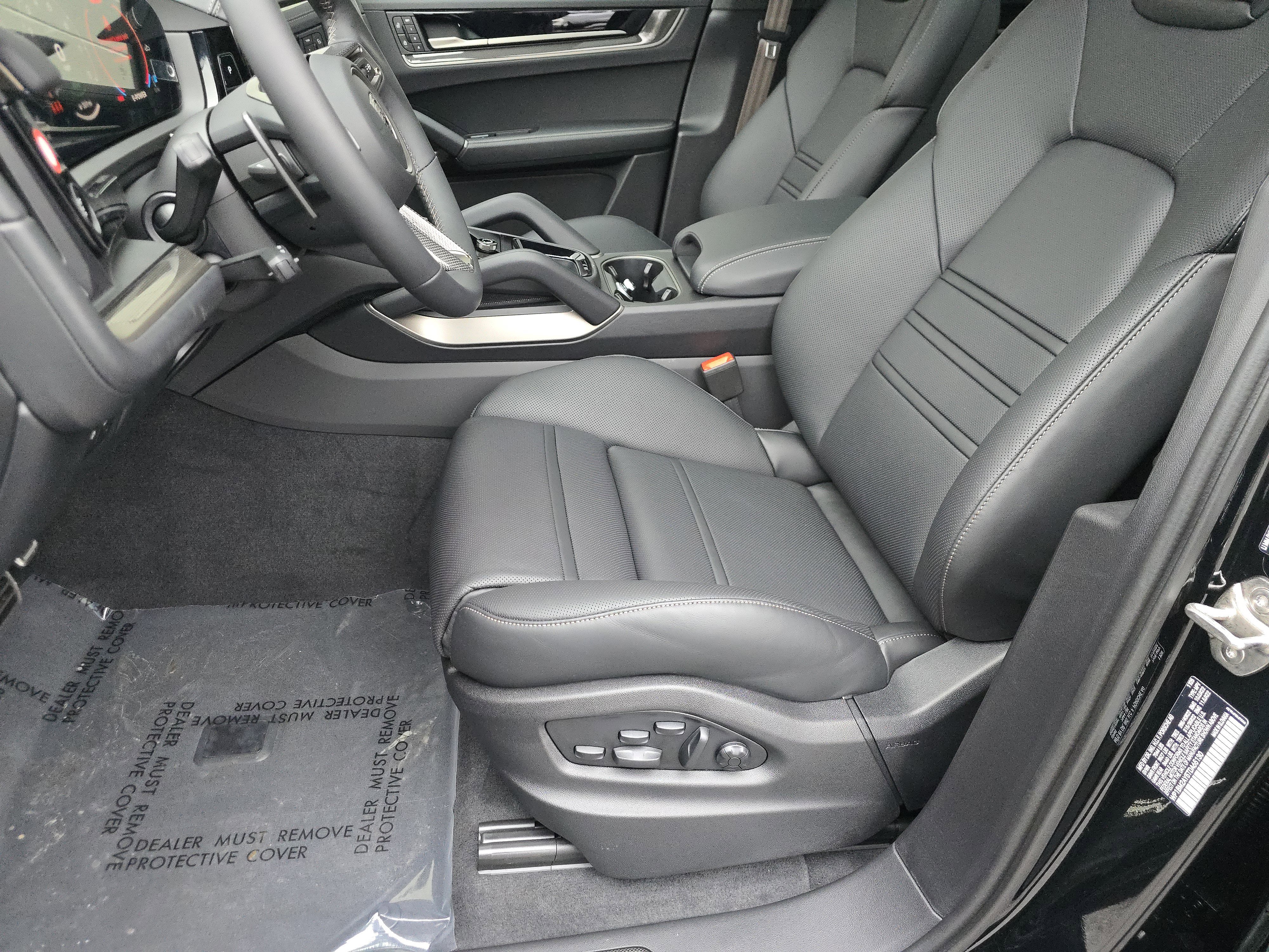 New 2026 Porsche Cayenne Turbo image 5