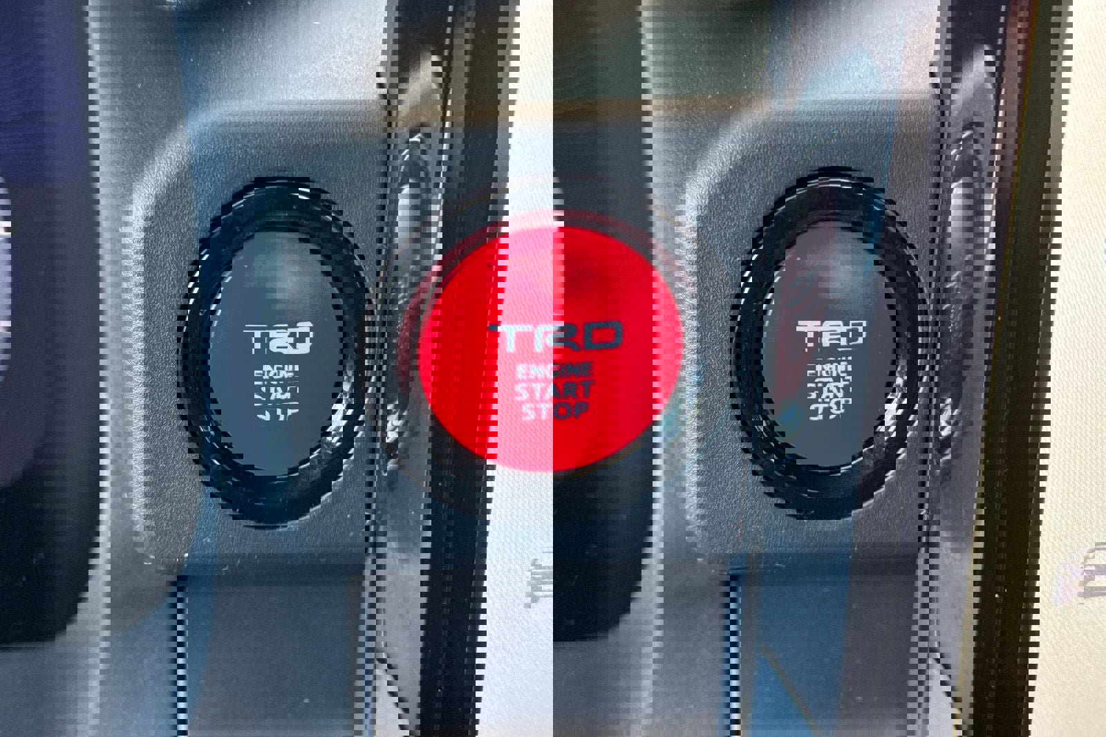 New 2025 Toyota Tacoma TRD Off-Road image 25