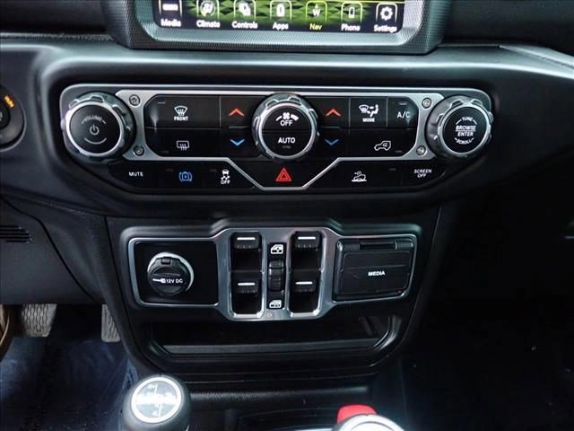 Used 2023 Jeep Wrangler Unlimited Sahara AWD/4WD image 16