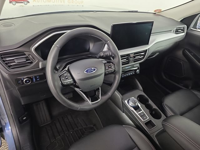 Used 2023 Ford Escape Platinum AWD/4WD image 19