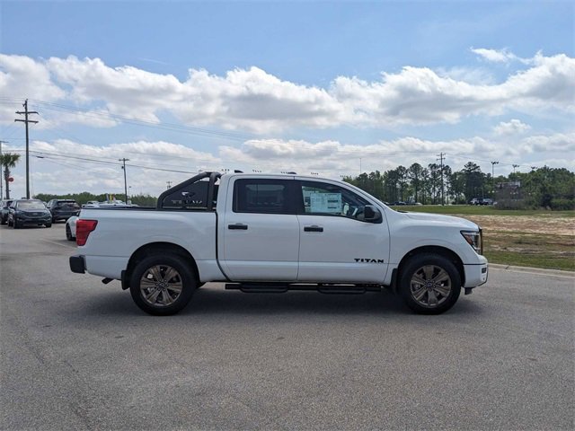 New 2024 Nissan Titan SV w/ SV Bronze Edition Package image 2