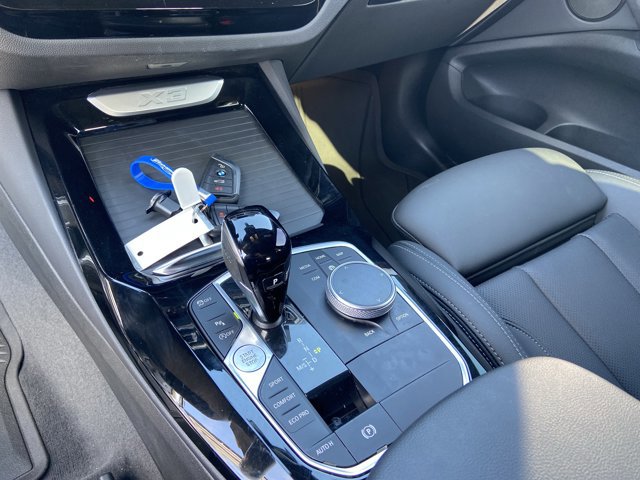 Used 2024 BMW X3 sDrive30i w/ Premium Package w/ZPA image 37