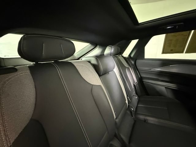 Certified 2024 Cadillac Lyriq Tech RWD image 34