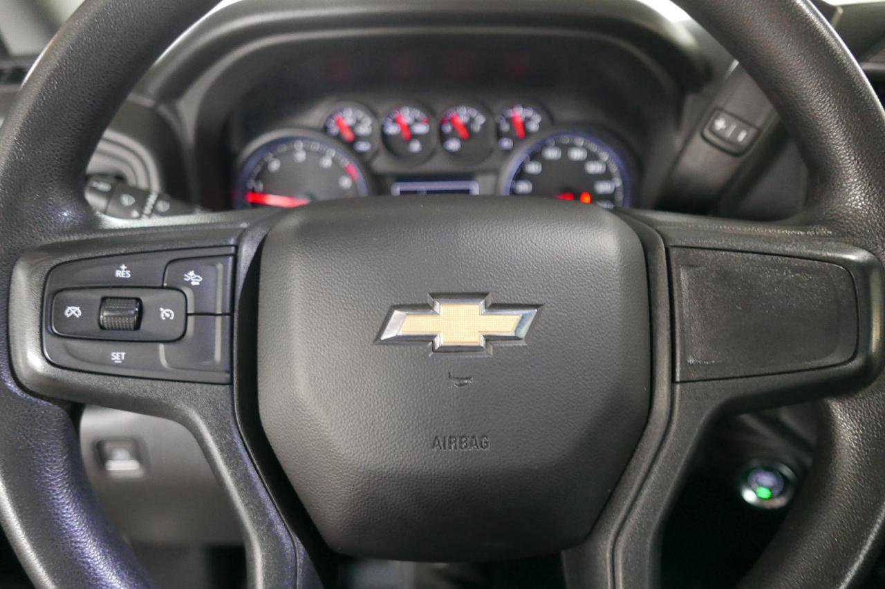 Used 2024 Chevrolet Silverado 2500 Custom w/ Custom Value Package image 12