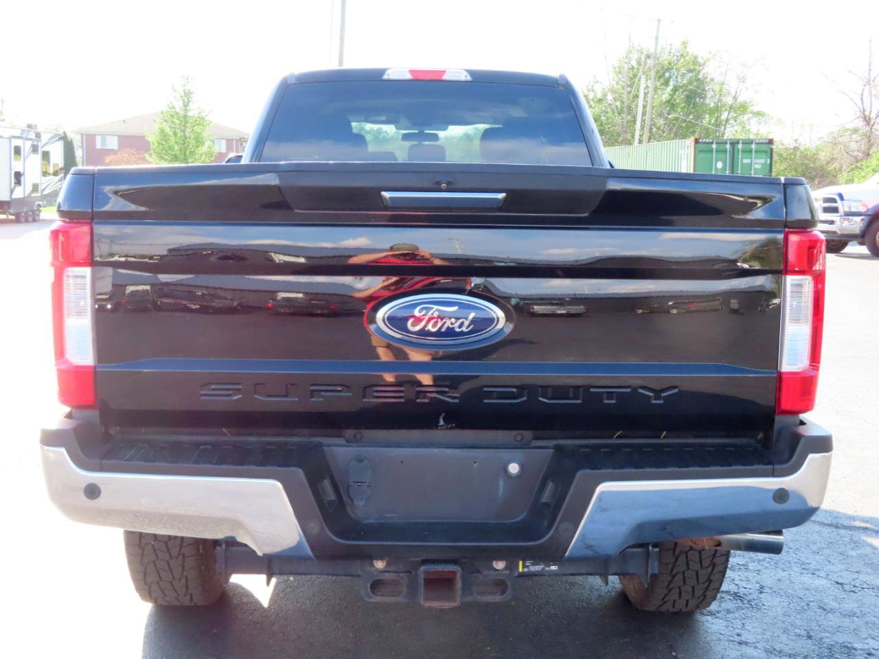 Used 2017 Ford F350 XLT w/ XLT Premium Package AWD/4WD image 5