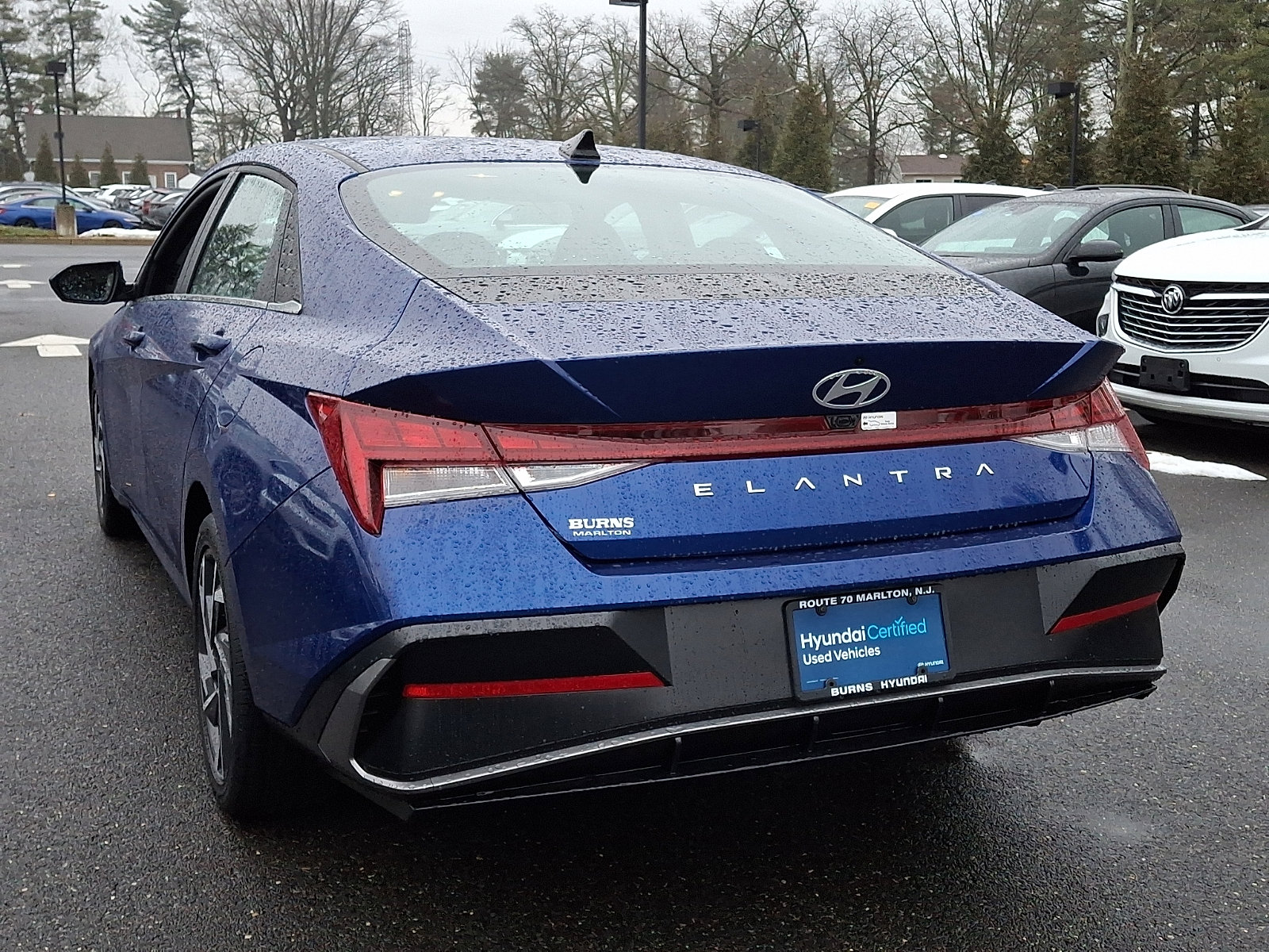 Certified 2025 Hyundai Elantra SEL FWD image 8