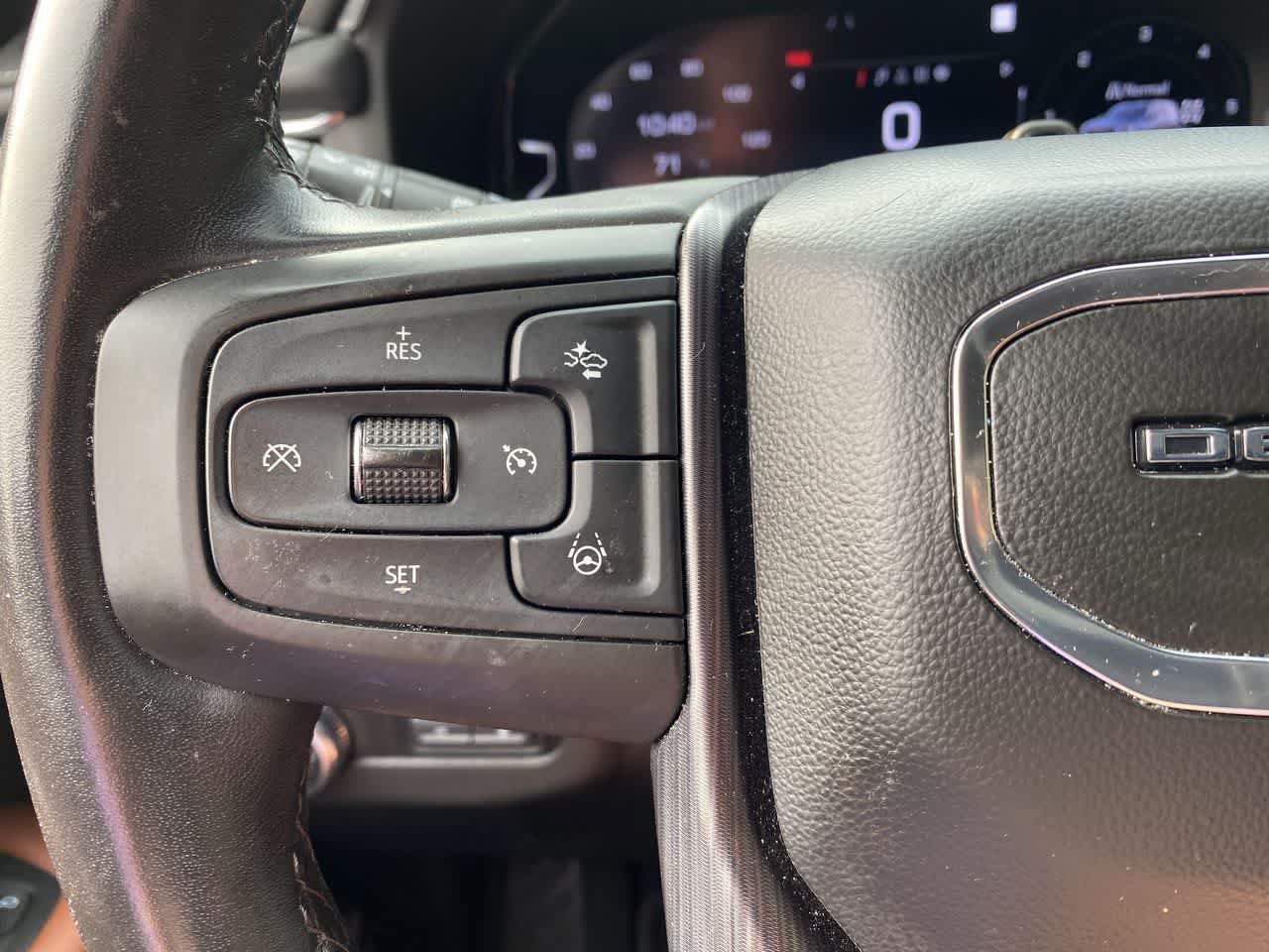 Used 2023 GMC Yukon XL Denali Ultimate AWD/4WD image 21