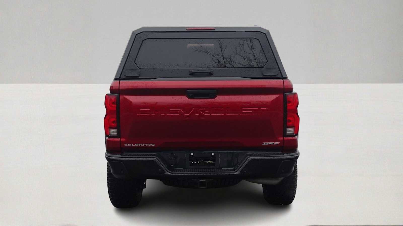 Used 2024 Chevrolet Colorado ZR2 w/ Technology Package AWD/4WD image 6