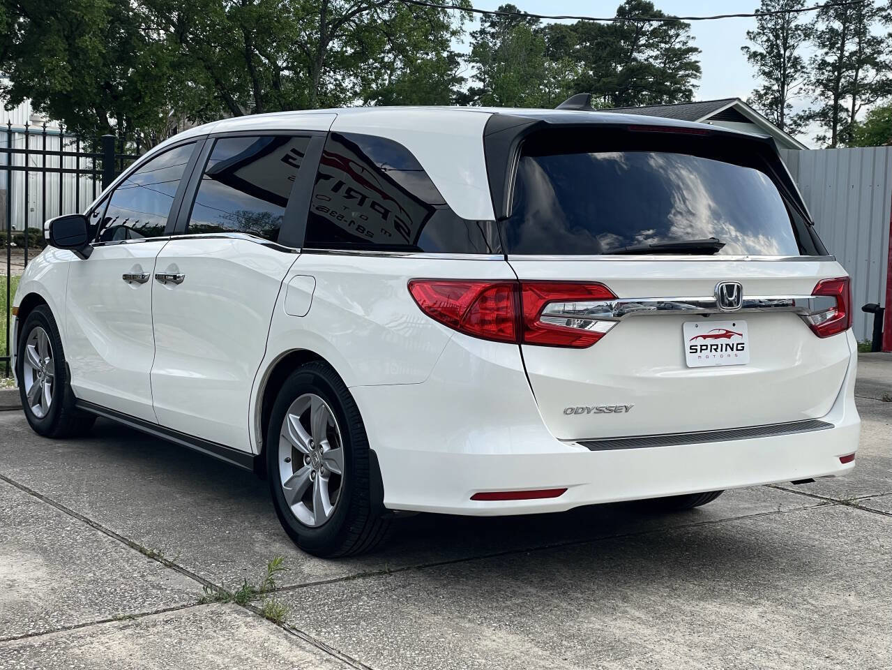 Used 2018 Honda Odyssey EX-L image 9
