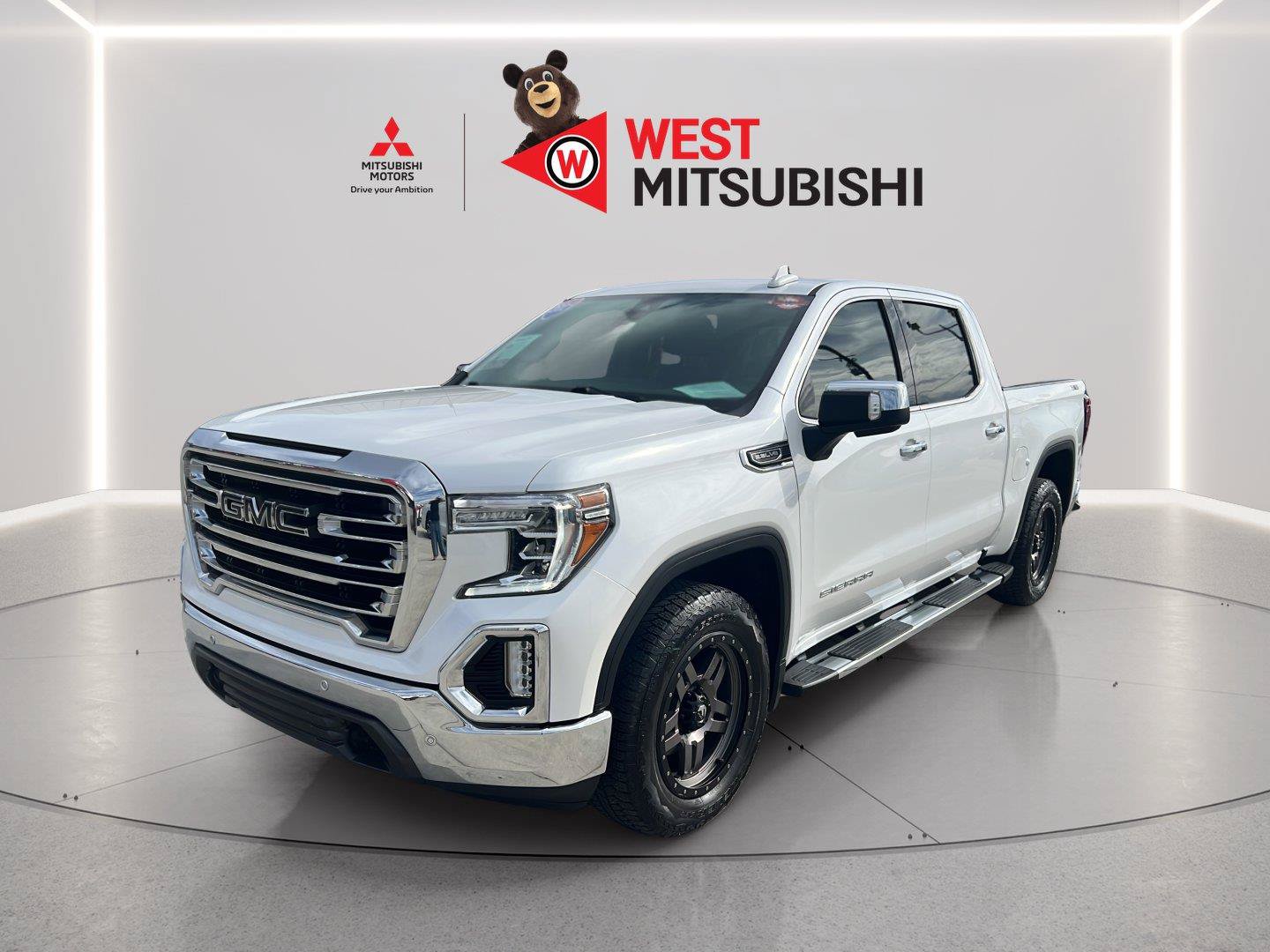 Used 2021 GMC Sierra 1500 SLT w/ SLT Convenience Package AWD/4WD image 1
