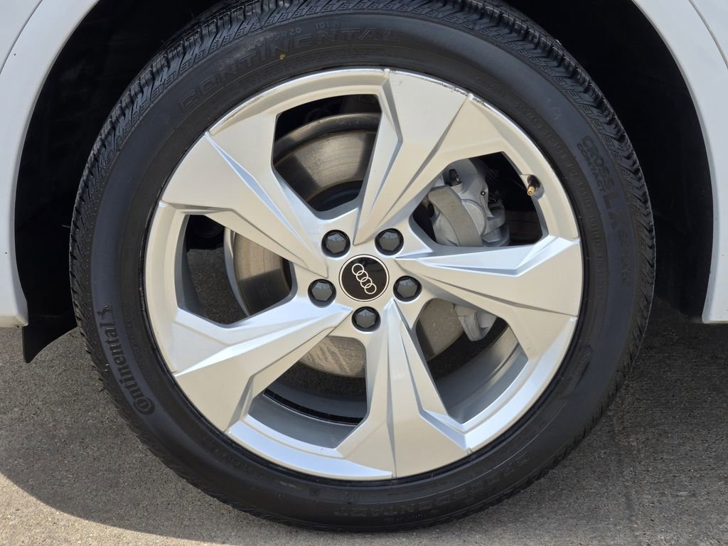 Certified 2023 Audi Q5 2.0T Premium Plus w/ Premium Plus Package AWD/4WD image 16