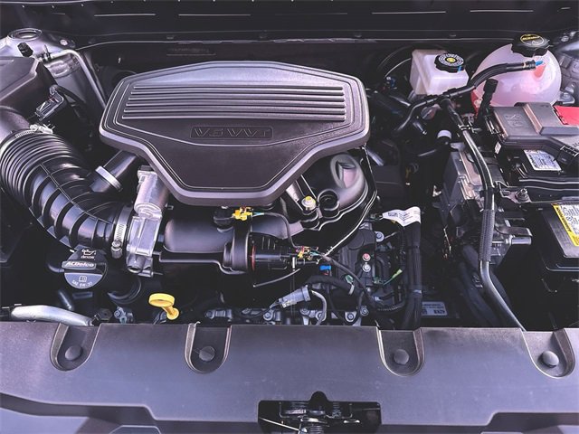 Certified 2025 Chevrolet Blazer LT w/ Midnight/Sport Edition image 28