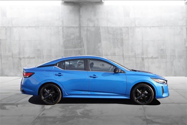 Certified 2025 Nissan Sentra SR image 5