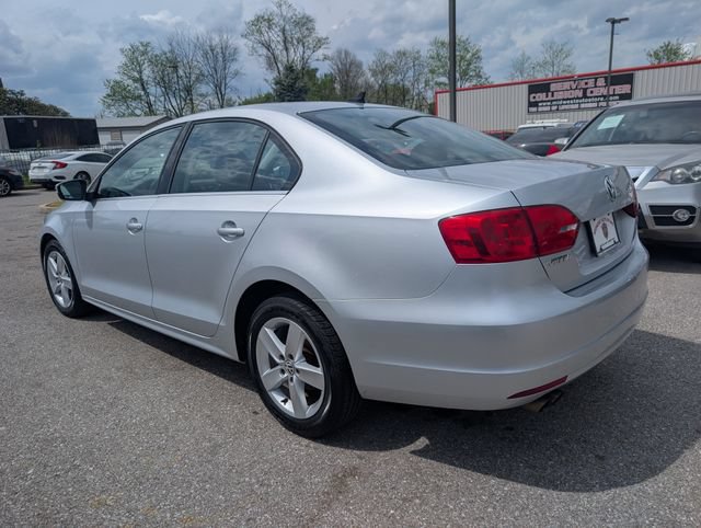 Used 2013 Volkswagen Jetta TDI FWD image 4