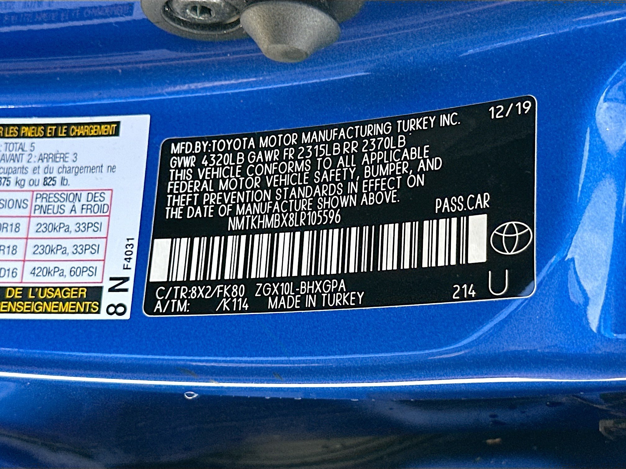 Used 2020 Toyota C-HR XLE FWD image 31