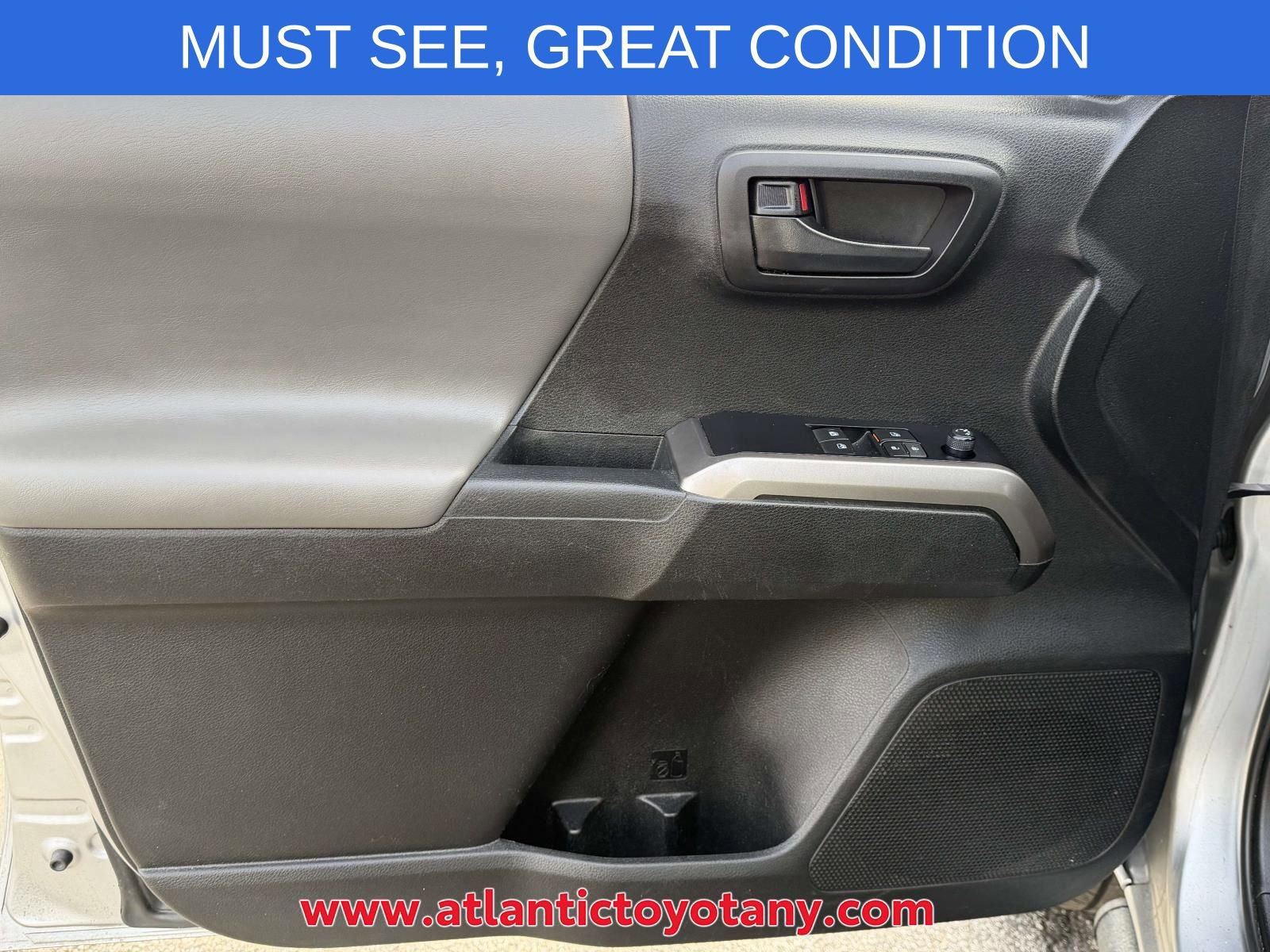 Used 2023 Toyota Tacoma SR5 RWD image 23