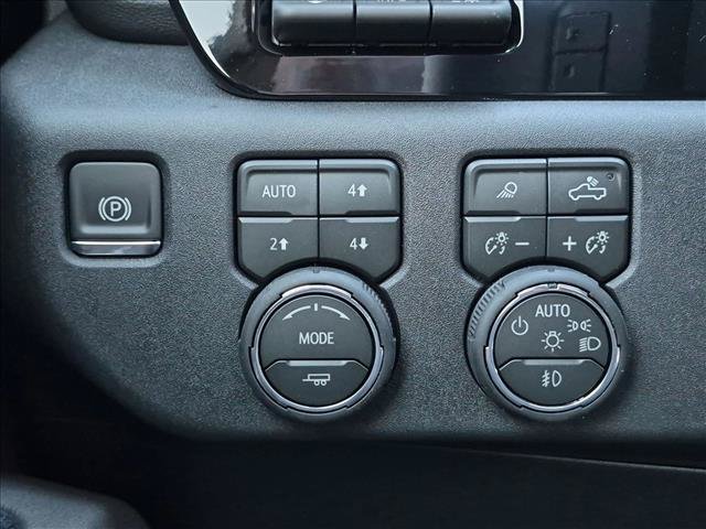New 2026 Chevrolet Silverado 1500 High Country w/ Technology Package AWD/4WD image 19