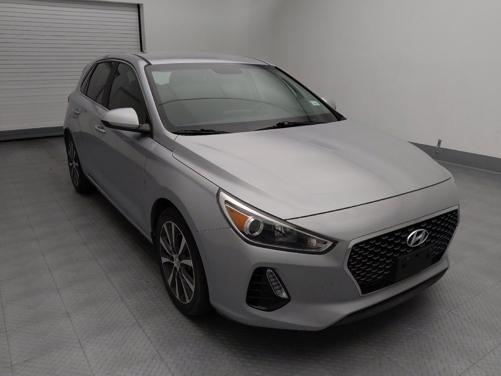 Used 2020 Hyundai Elantra GT FWD image 13