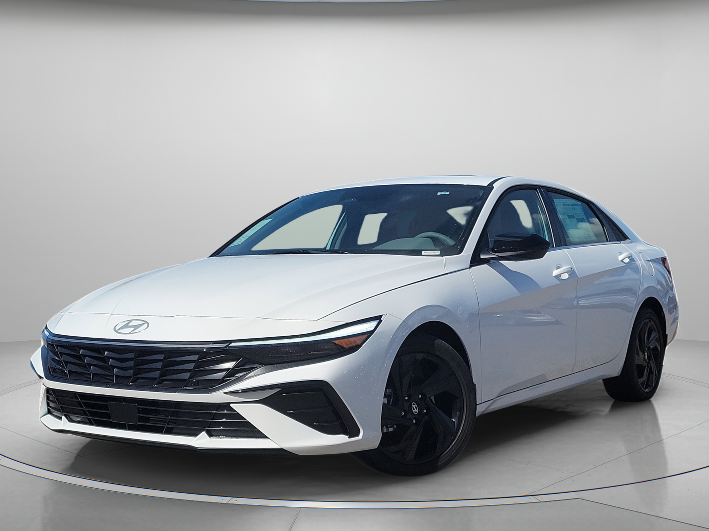 New 2026 Hyundai Elantra SEL Sport Premium FWD image 2