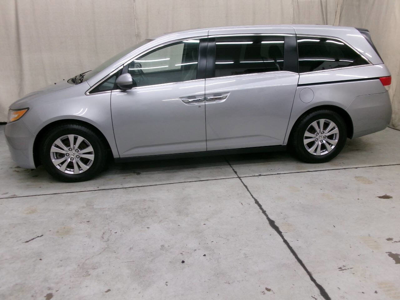 Used 2016 Honda Odyssey EX-L image 4