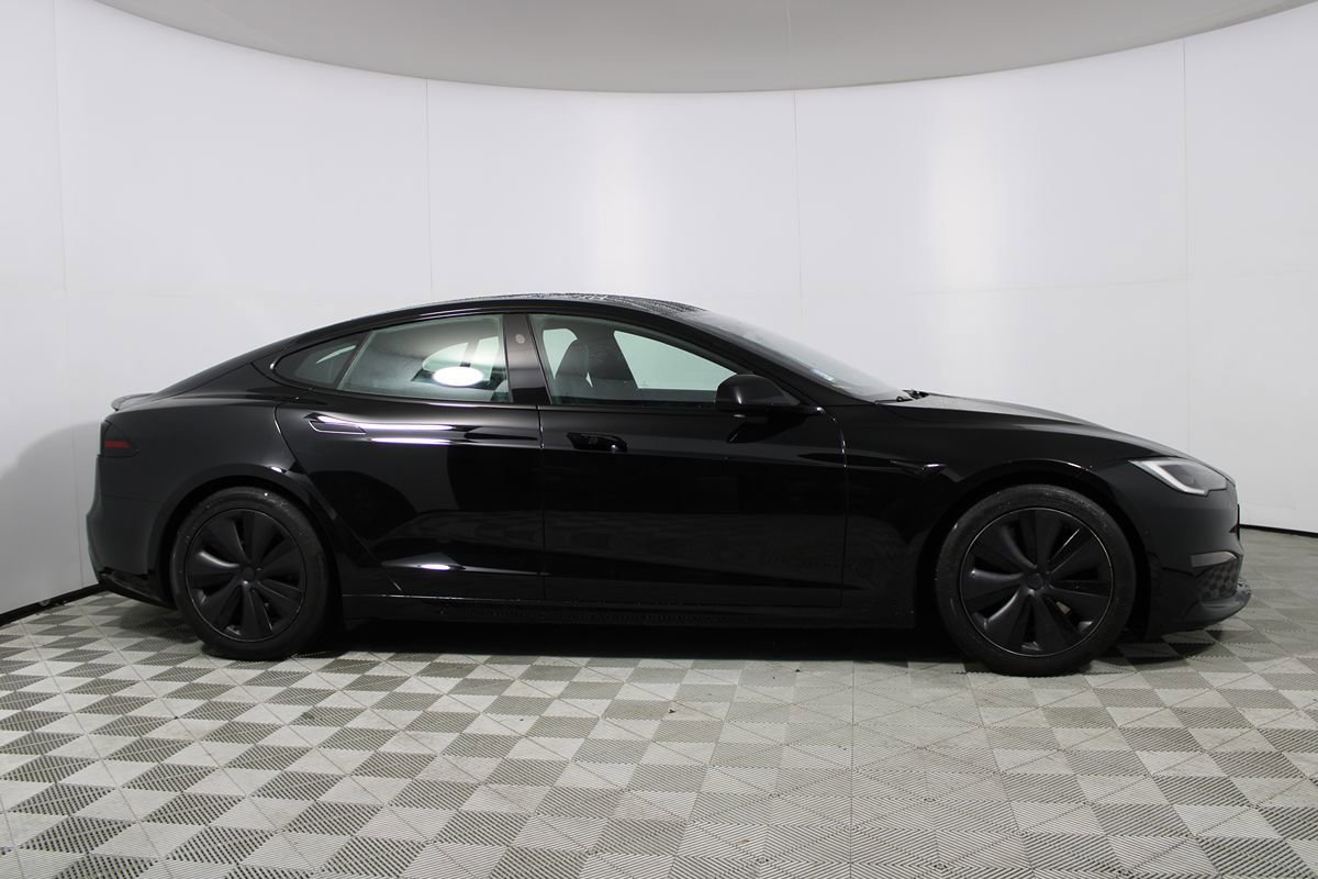 Used 2022 Tesla Model S Plaid AWD/4WD image 37