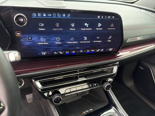 Used 2024 Chevrolet Traverse RS w/ LPO, Floor Liner Package AWD/4WD image 20