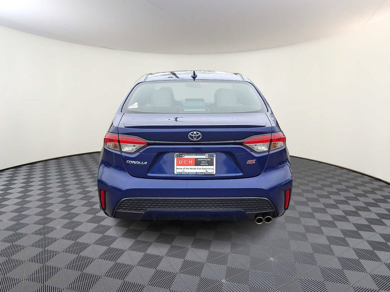 Certified 2022 Toyota Corolla SE w/ SE Premium Package image 7