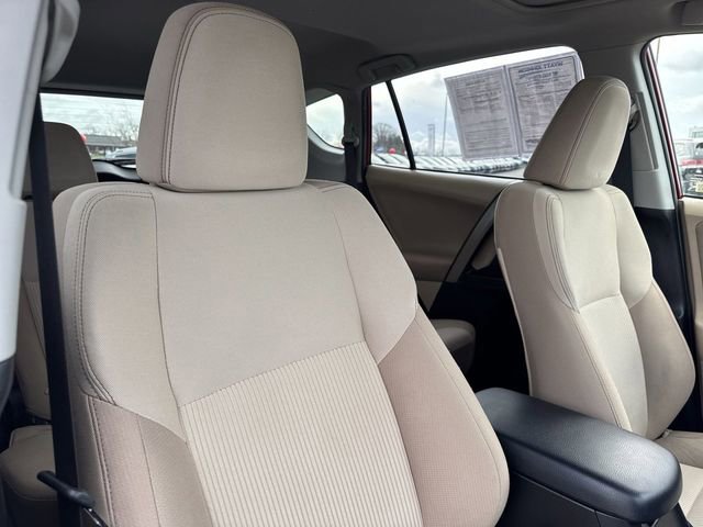 Used 2013 Toyota RAV4 XLE image 26