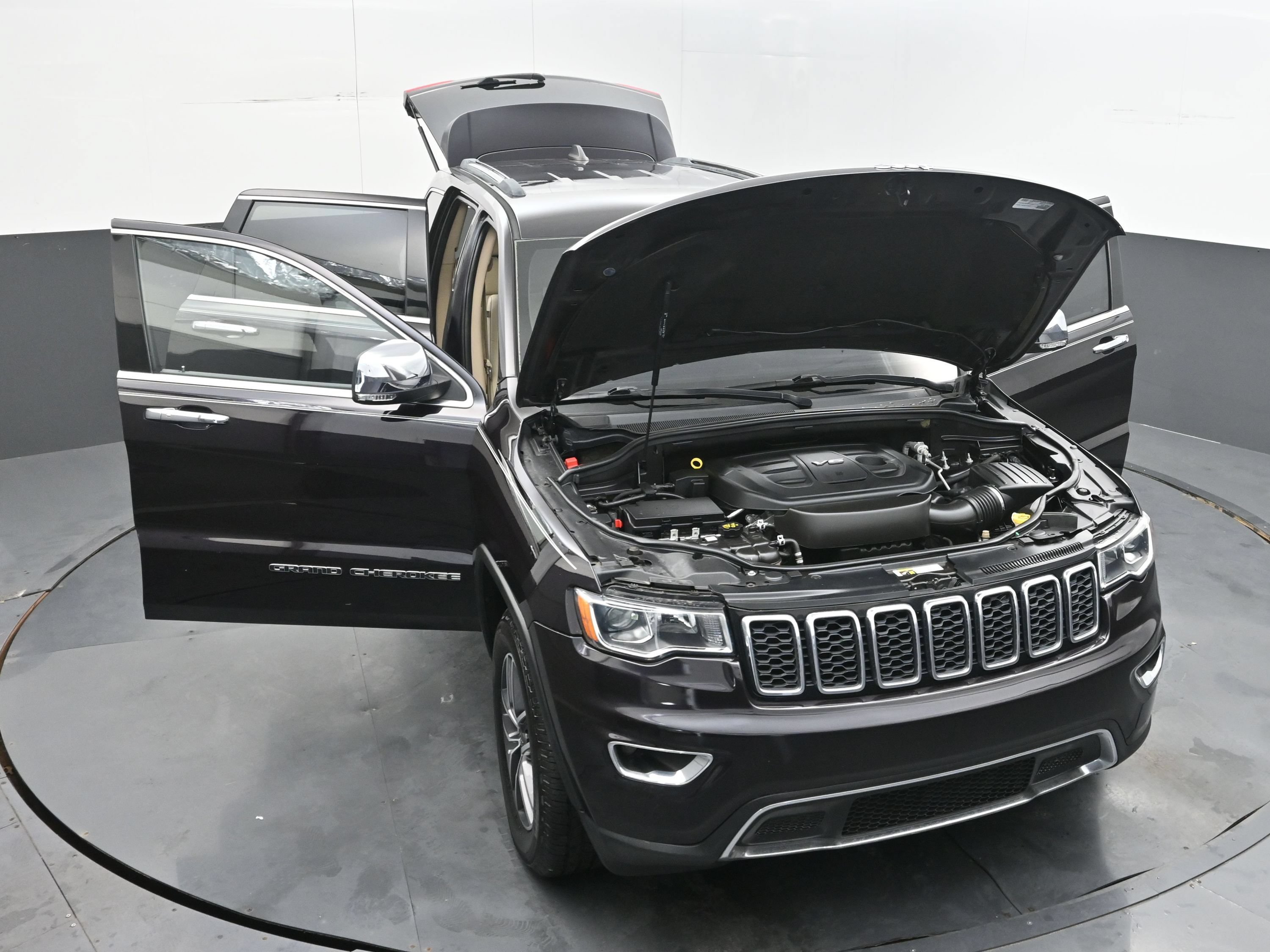 Used 2019 Jeep Grand Cherokee Limited RWD image 39
