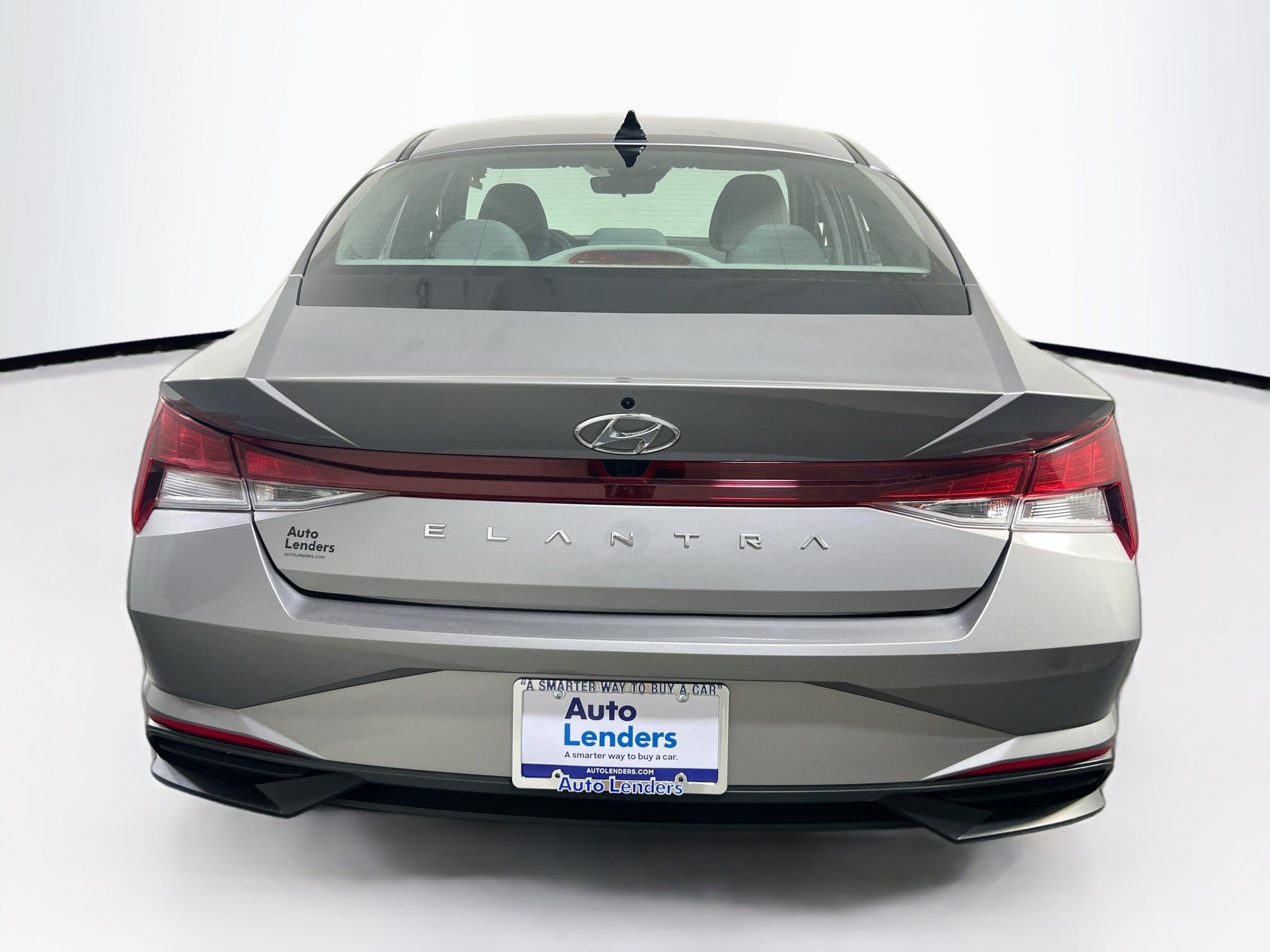 Used 2023 Hyundai Elantra SEL w/ Cargo Package FWD image 6