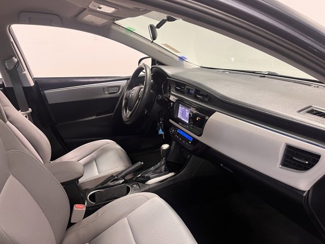 Used 2015 Toyota Corolla L image 11