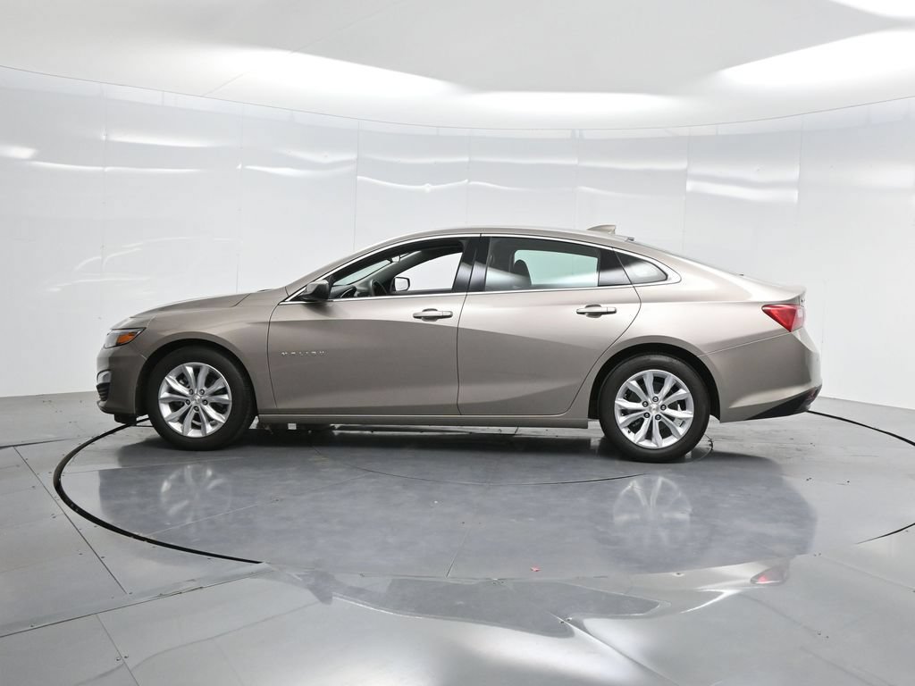 New 2024 Chevrolet Malibu LT FWD image 32