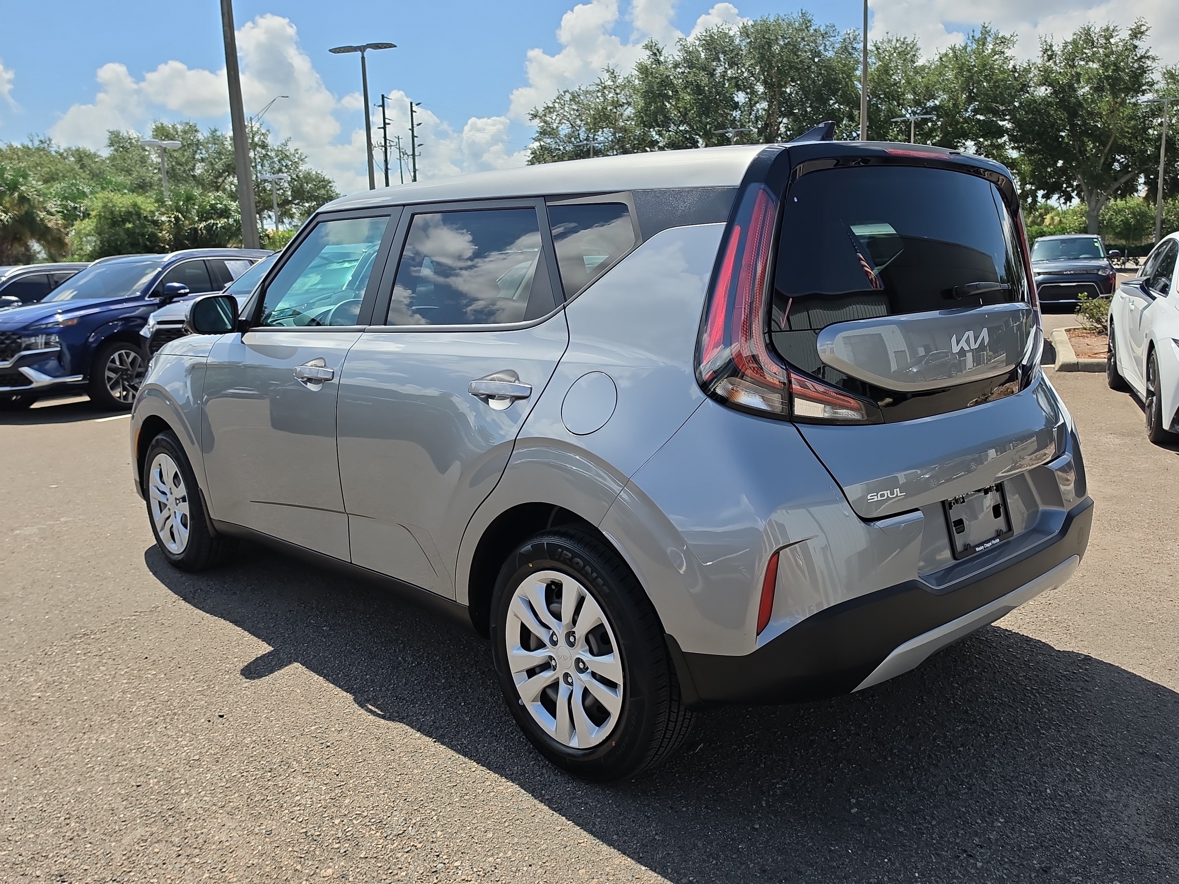 Certified 2024 Kia Soul LX FWD image 6