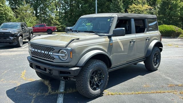 New 2026 Ford Bronco Badlands AWD/4WD image 3