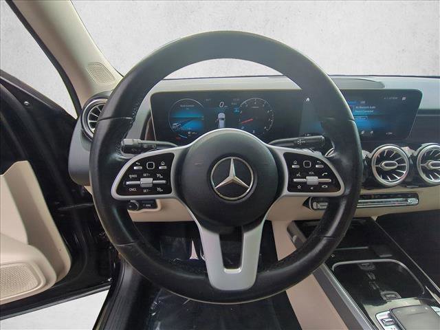 Used 2020 Mercedes-Benz GLB 250 w/ Premium Package image 30