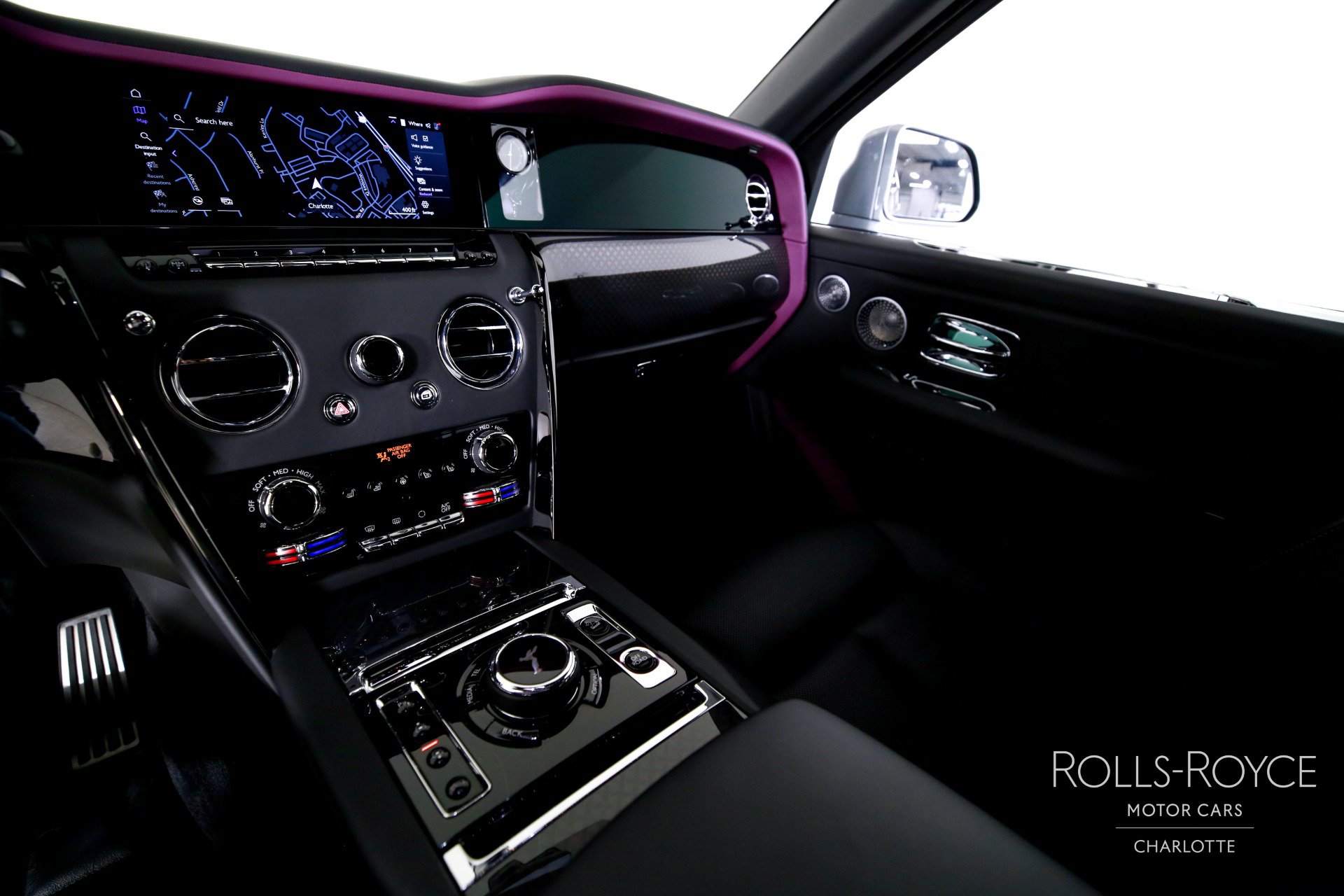 Used 2026 Rolls-Royce Cullinan Black Badge image 16