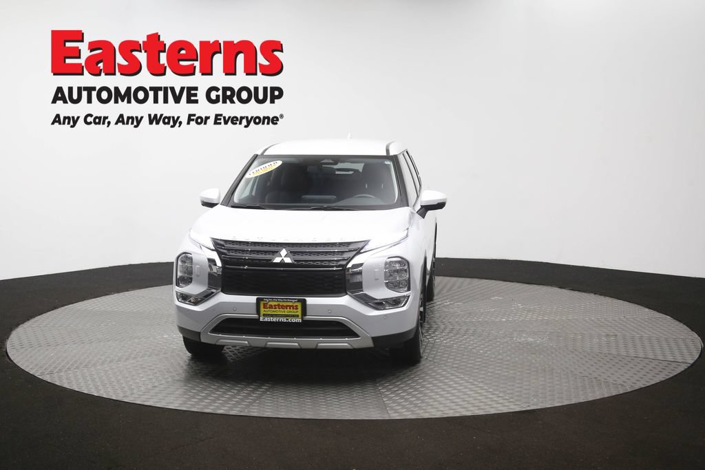 Used 2024 Mitsubishi Outlander SE AWD/4WD image 52
