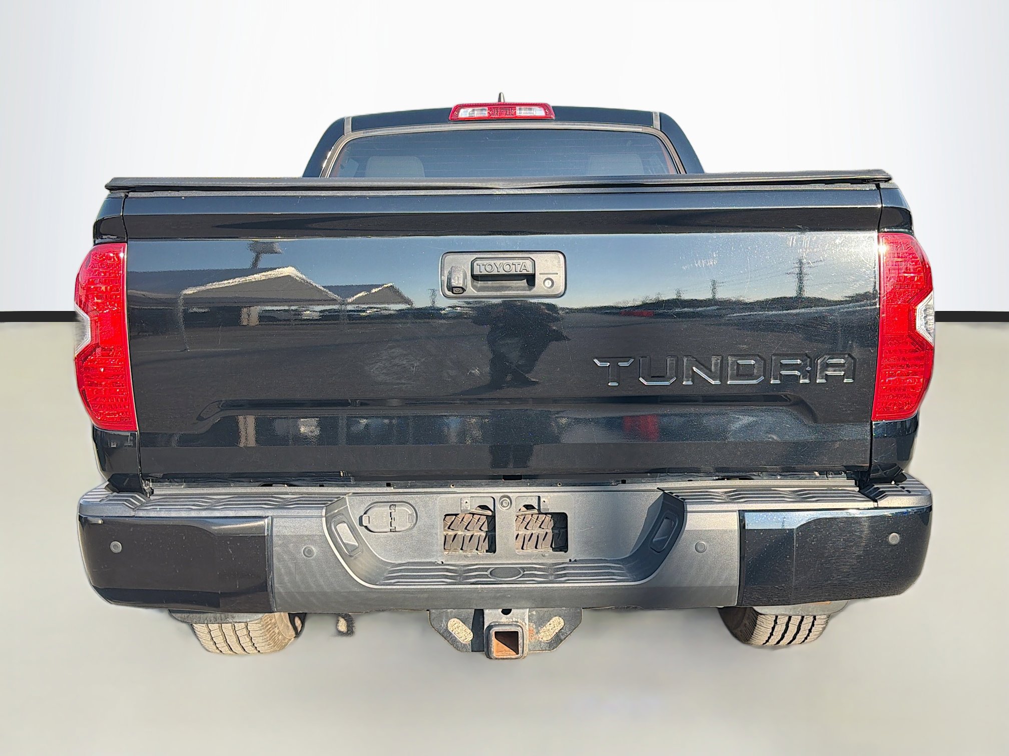 Used 2020 Toyota Tundra SR5 w/ TRD Off-Road Package image 4