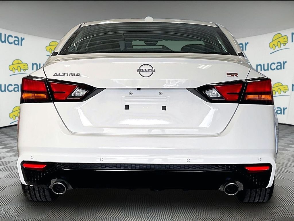 Used 2024 Nissan Altima 2.5 SR FWD image 5
