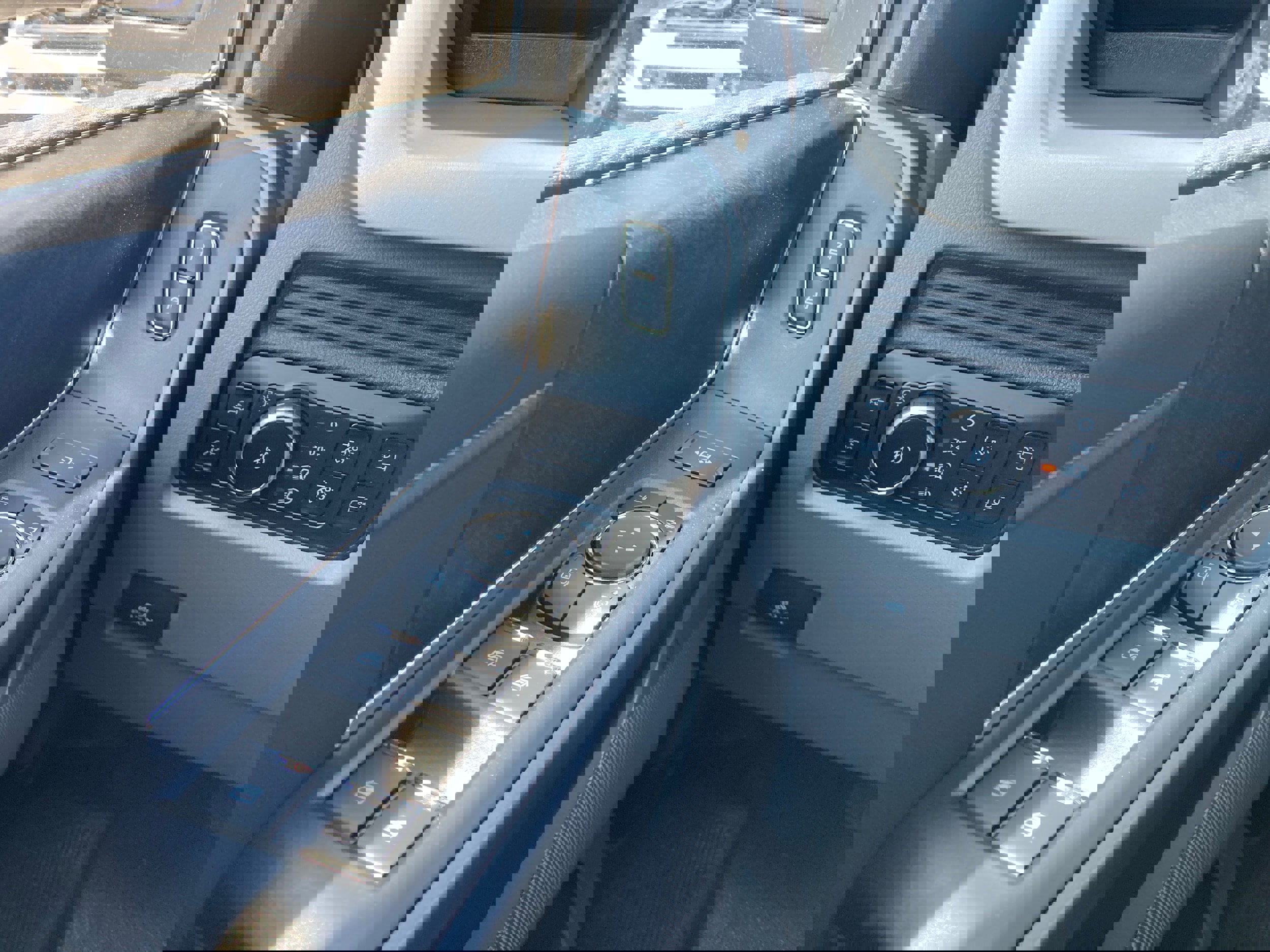 New 2026 Ford F350 XLT w/ XLT Premium Package image 33