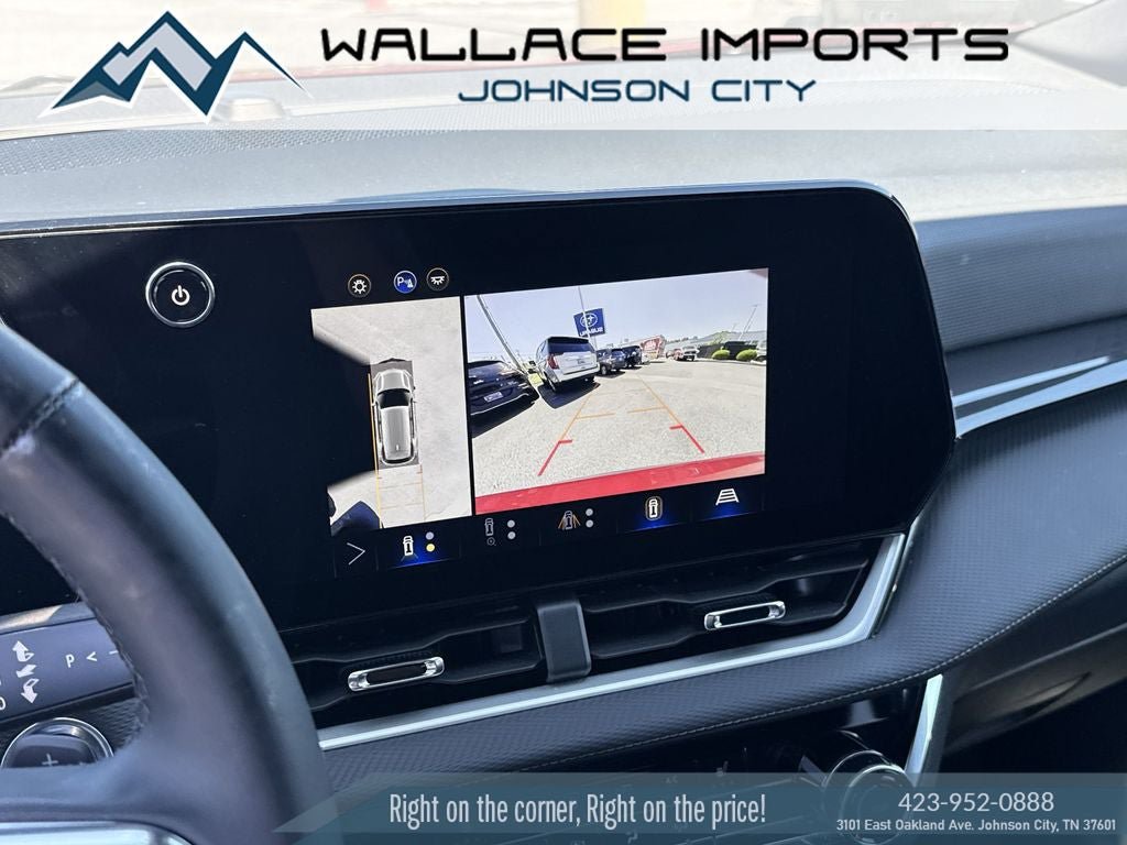 Used 2025 Chevrolet Equinox LT w/ Safety and Technology Package AWD/4WD image 24
