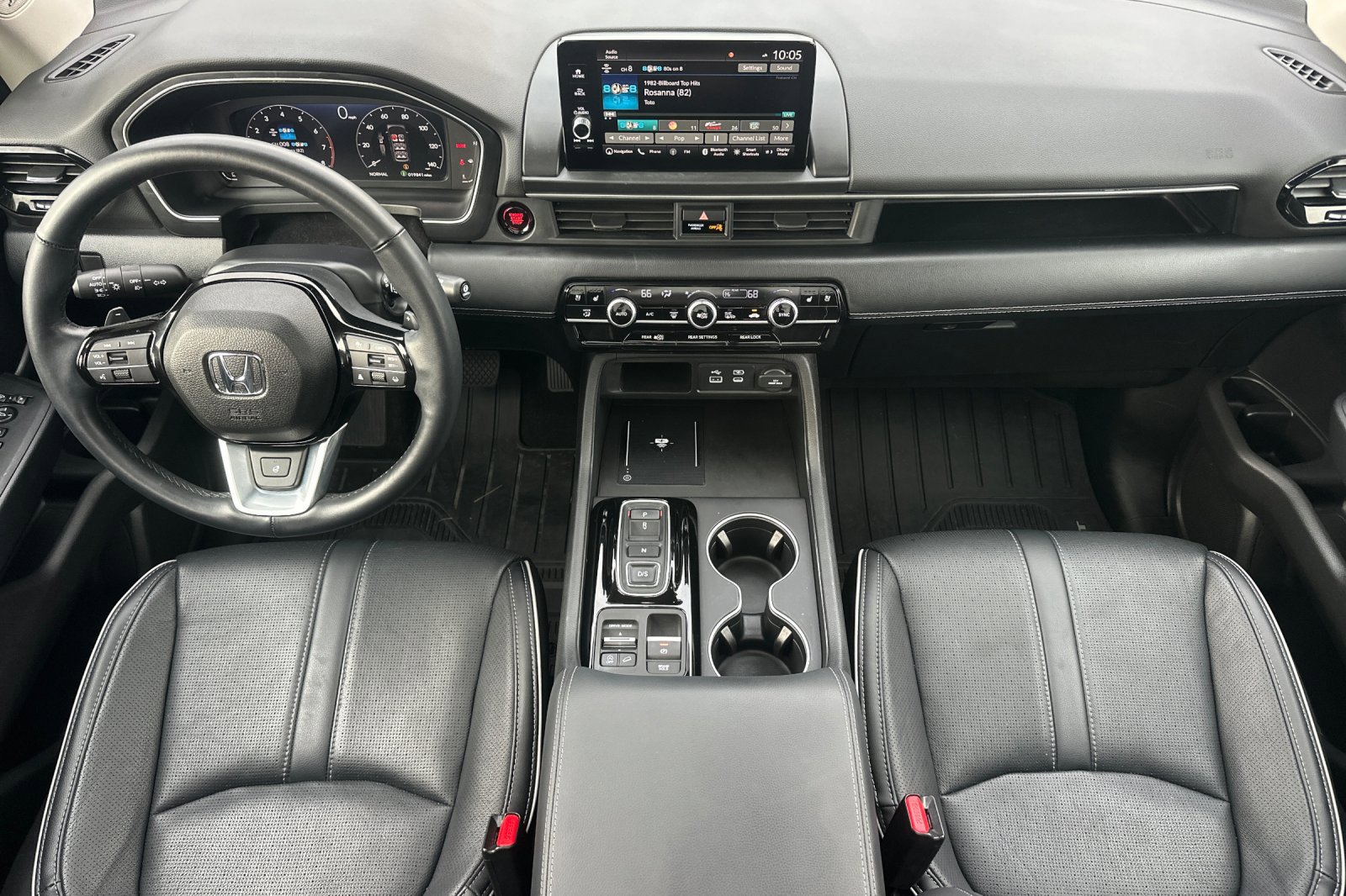 Used 2025 Honda Pilot Elite image 13