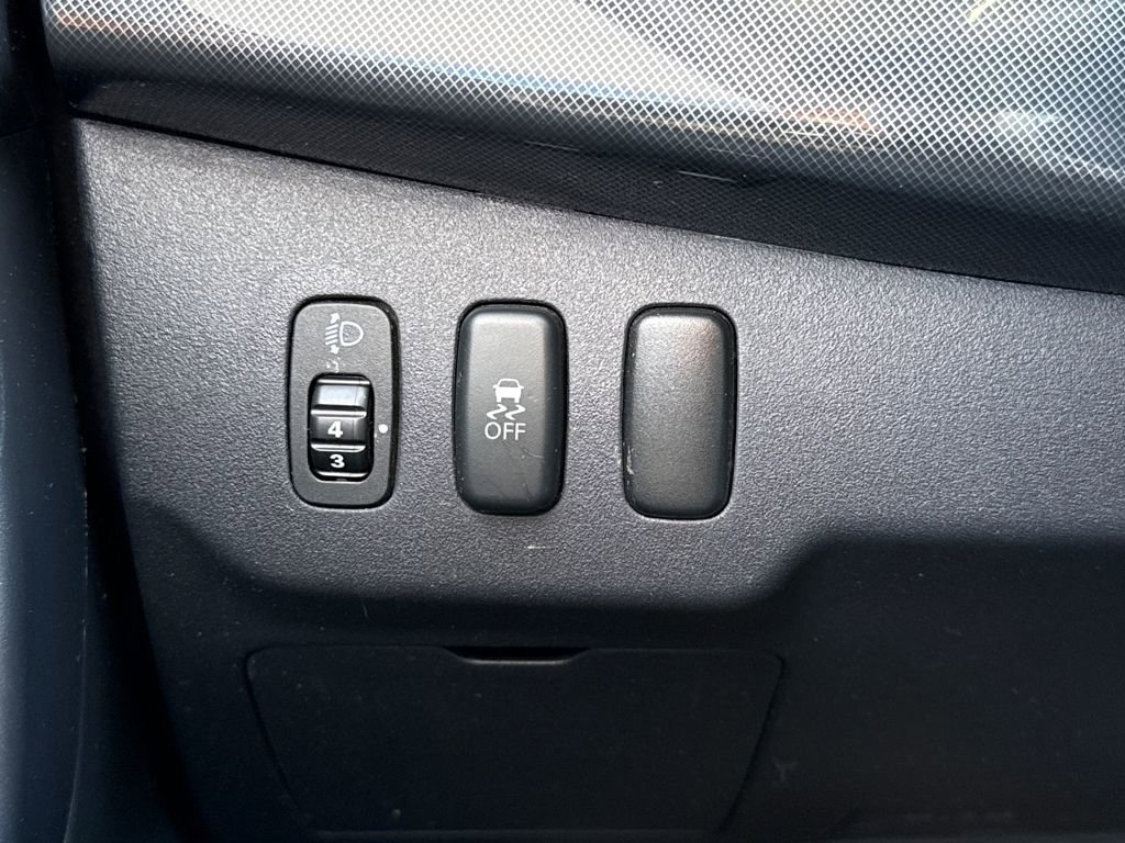 Used 2011 Mitsubishi Lancer GTS image 17