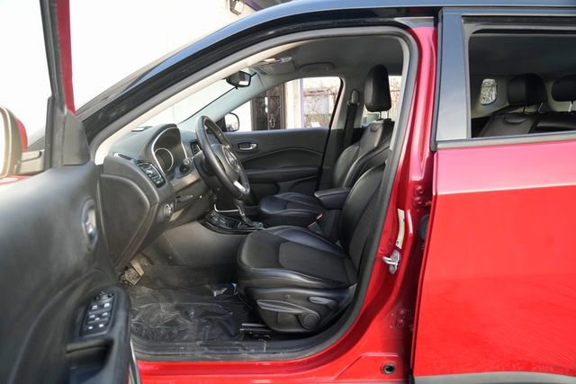 Used 2020 Jeep Compass Latitude image 21