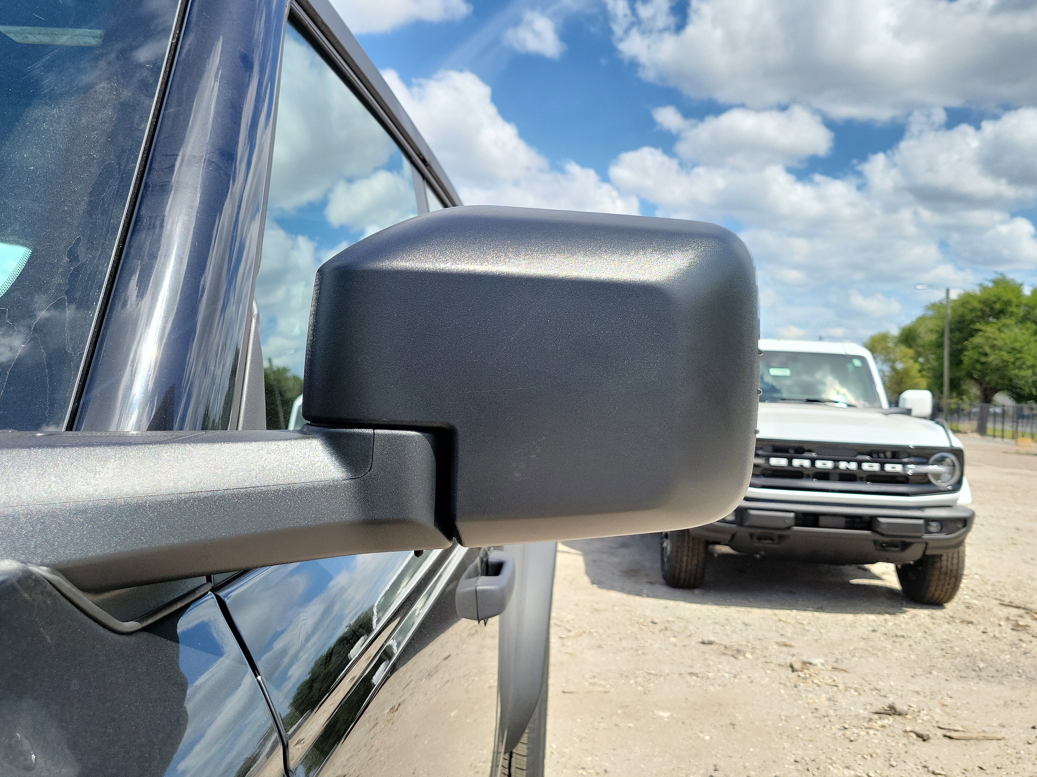 New 2026 Ford Bronco 4-Door AWD/4WD image 5